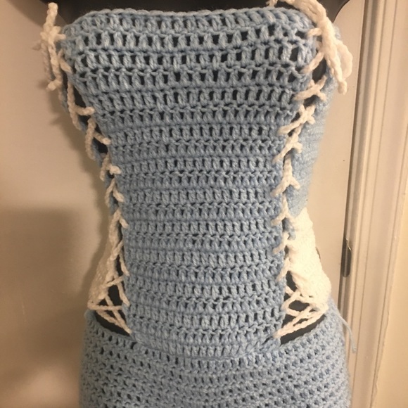 One piece back out romper - Picture 6 of 8